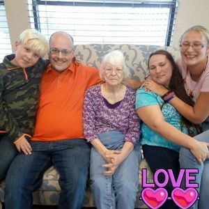 Meet your Posher, Paula